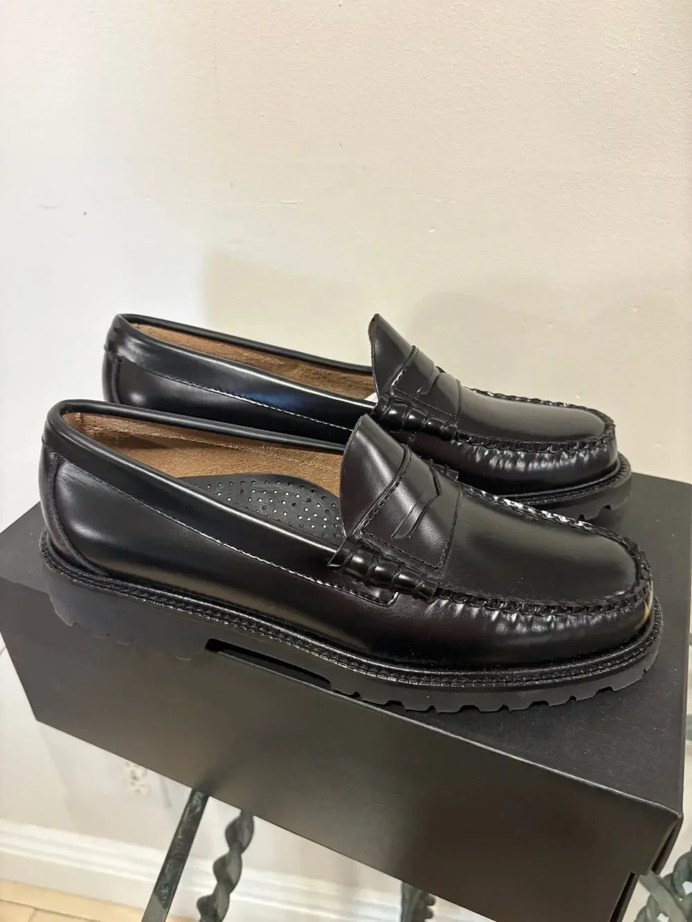 NWT G.H.Bass Larson Lug Weejuns Leather Lug Sole Penny Loafers Black Mens US 7